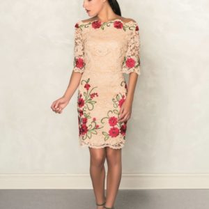 vestido bordado para celebraciones
