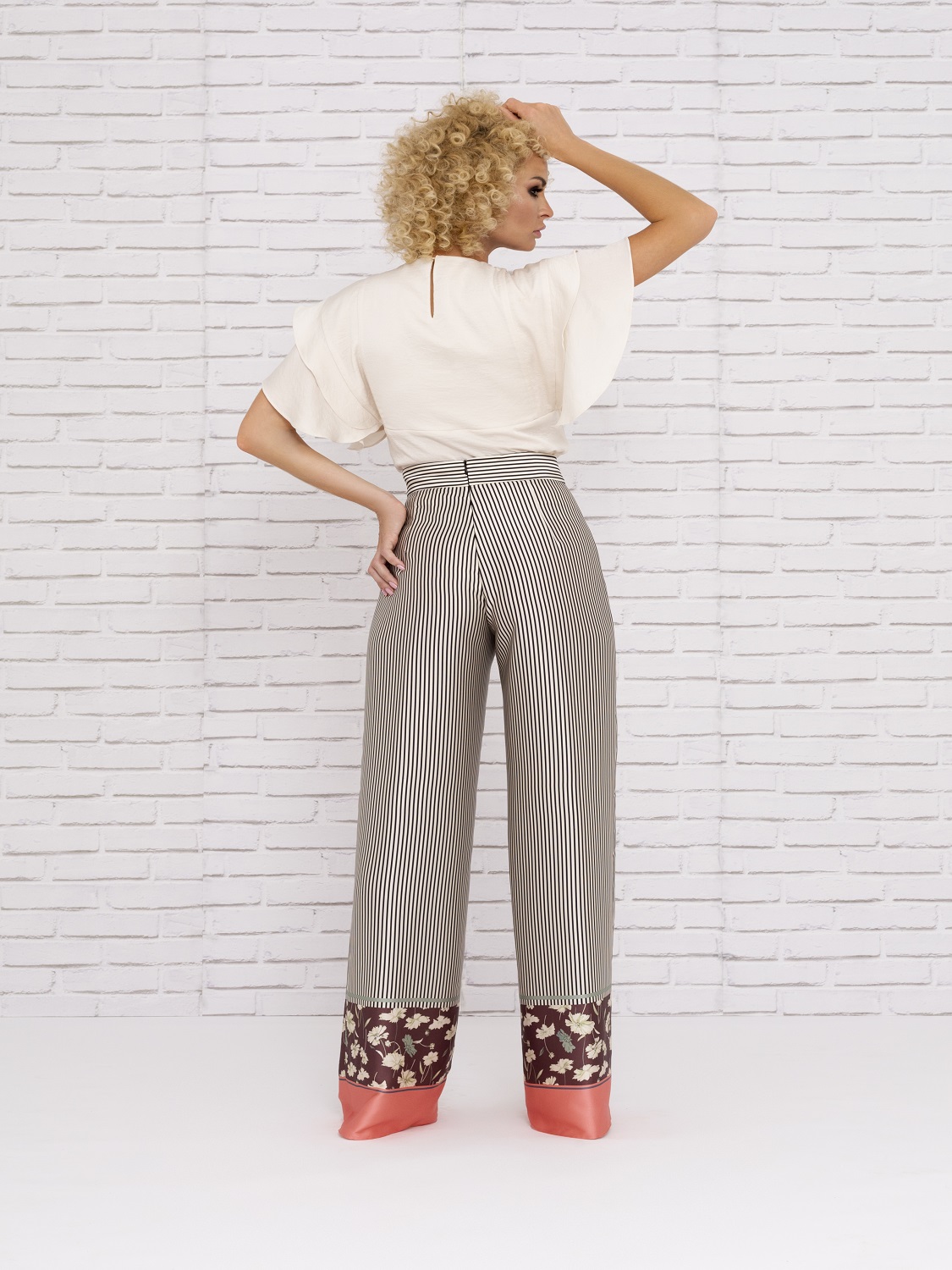 Set of trousers for the summer season 2020
