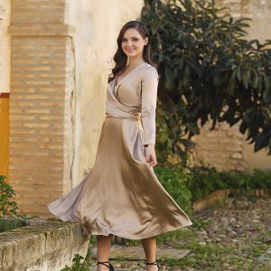 vestido vuelo para invitadas