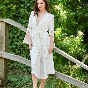 Conjunto chaqueta falda